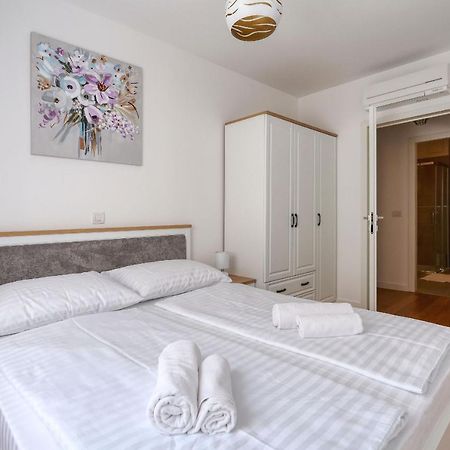 זאדאר Apartments Luna With Free Parking מראה חיצוני תמונה