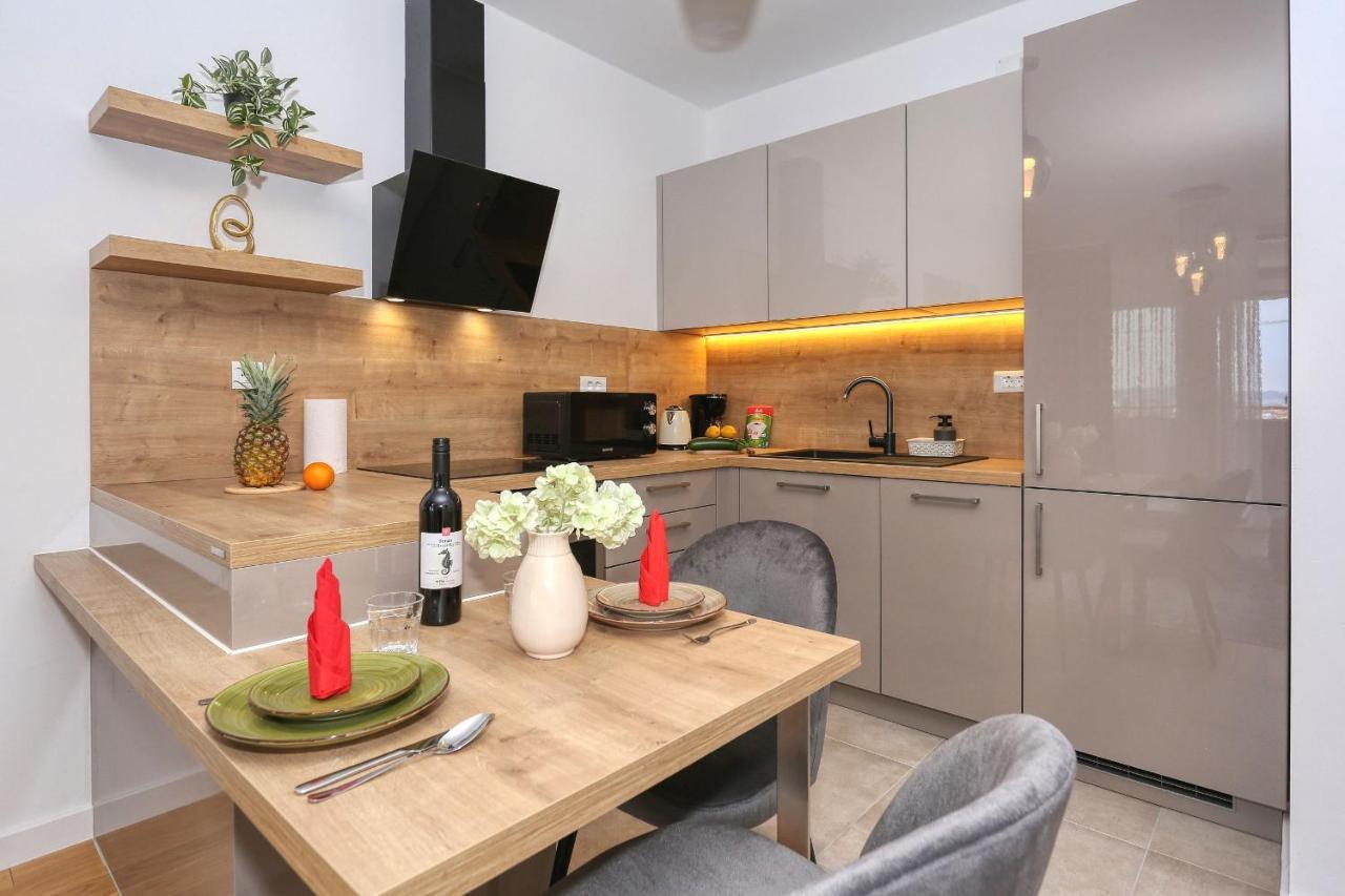 זאדאר Apartments Luna With Free Parking מראה חיצוני תמונה