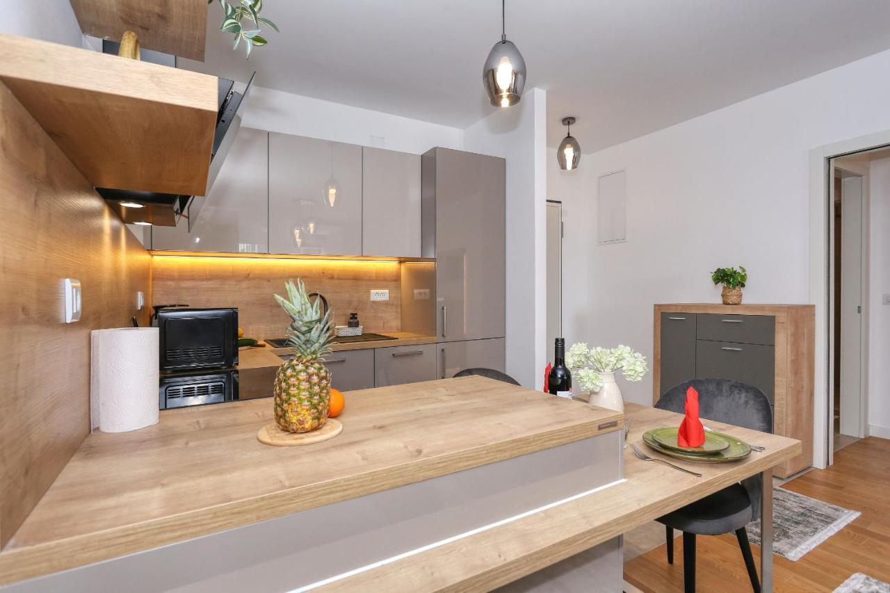 זאדאר Apartments Luna With Free Parking מראה חיצוני תמונה