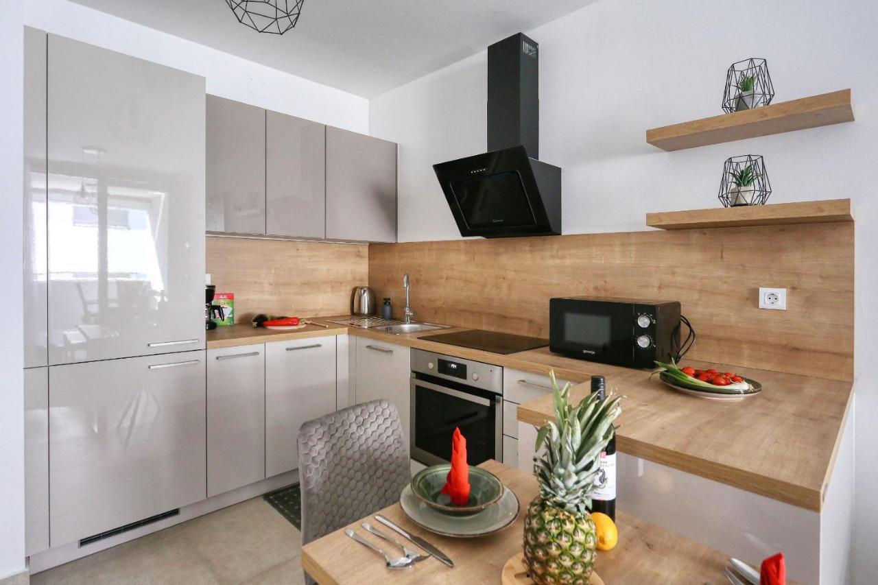 זאדאר Apartments Luna With Free Parking מראה חיצוני תמונה