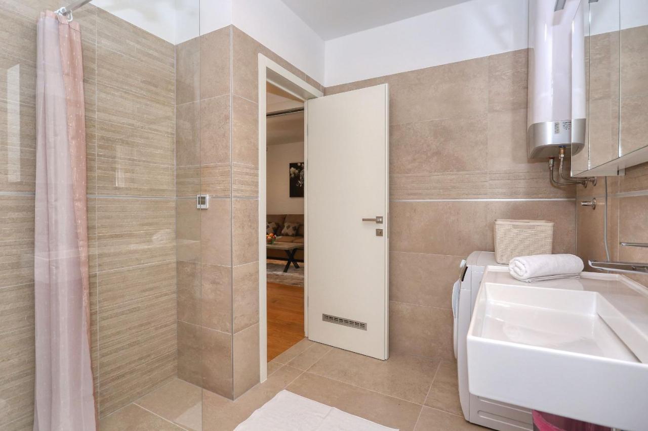 זאדאר Apartments Luna With Free Parking מראה חיצוני תמונה