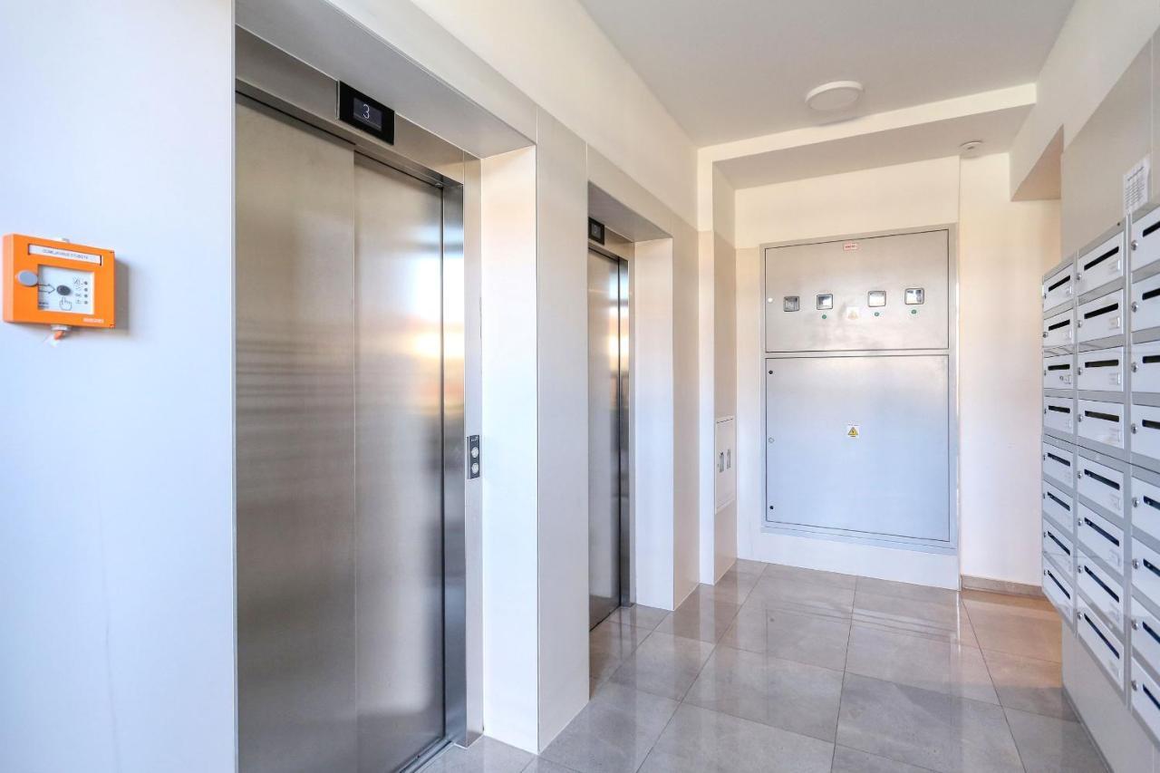זאדאר Apartments Luna With Free Parking מראה חיצוני תמונה